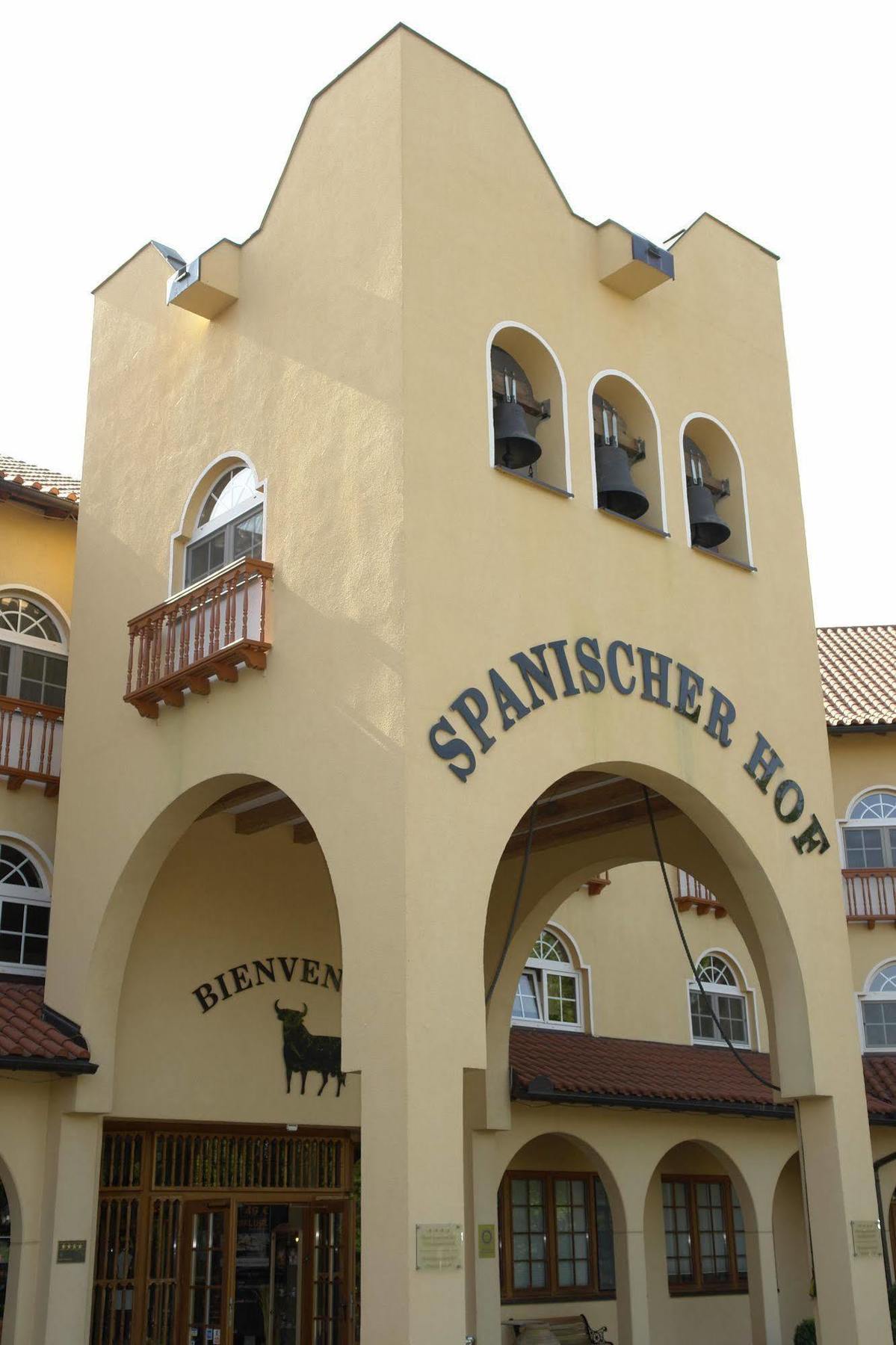 Spanischer Hof 4*